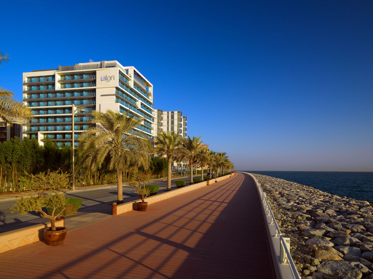 Classic Resorts | Aloft Palm Jumeirah
