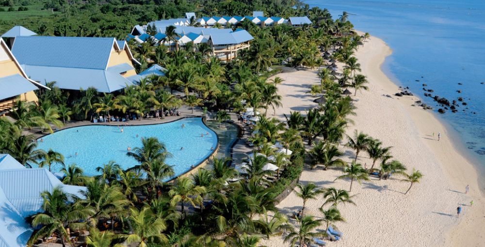 Victoria Beachcomber Resort & Spa