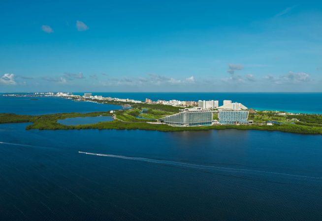 Hyatt Vivid Grand Island