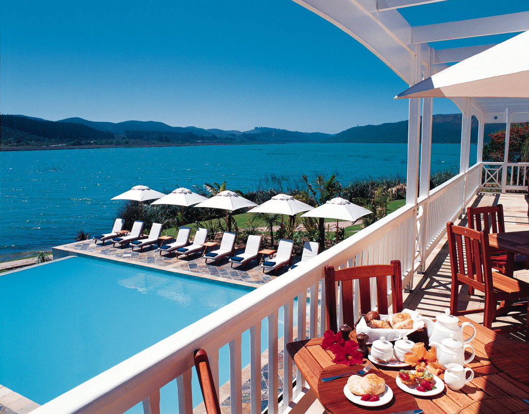 Classic Resorts Lake Pleasant Living