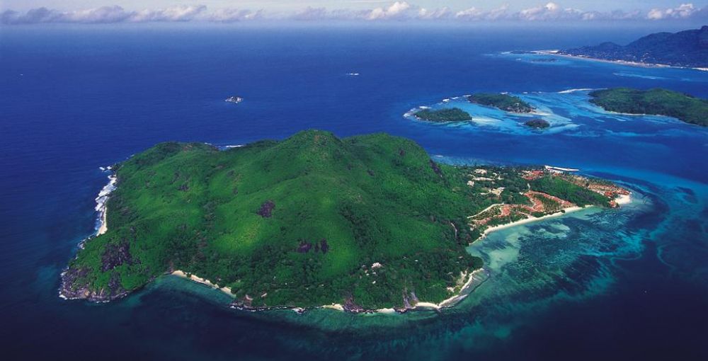 Praslin Island Holidays - aerial