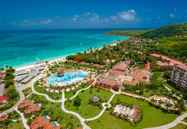 Antigua Hotels with Classic Resorts