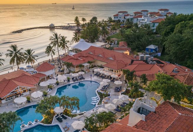 Windjammer Landing Beach Resort